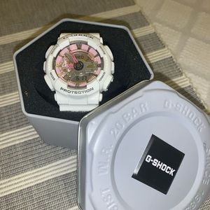 G-SHOCK women watch